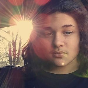 Meet your Posher, Destin